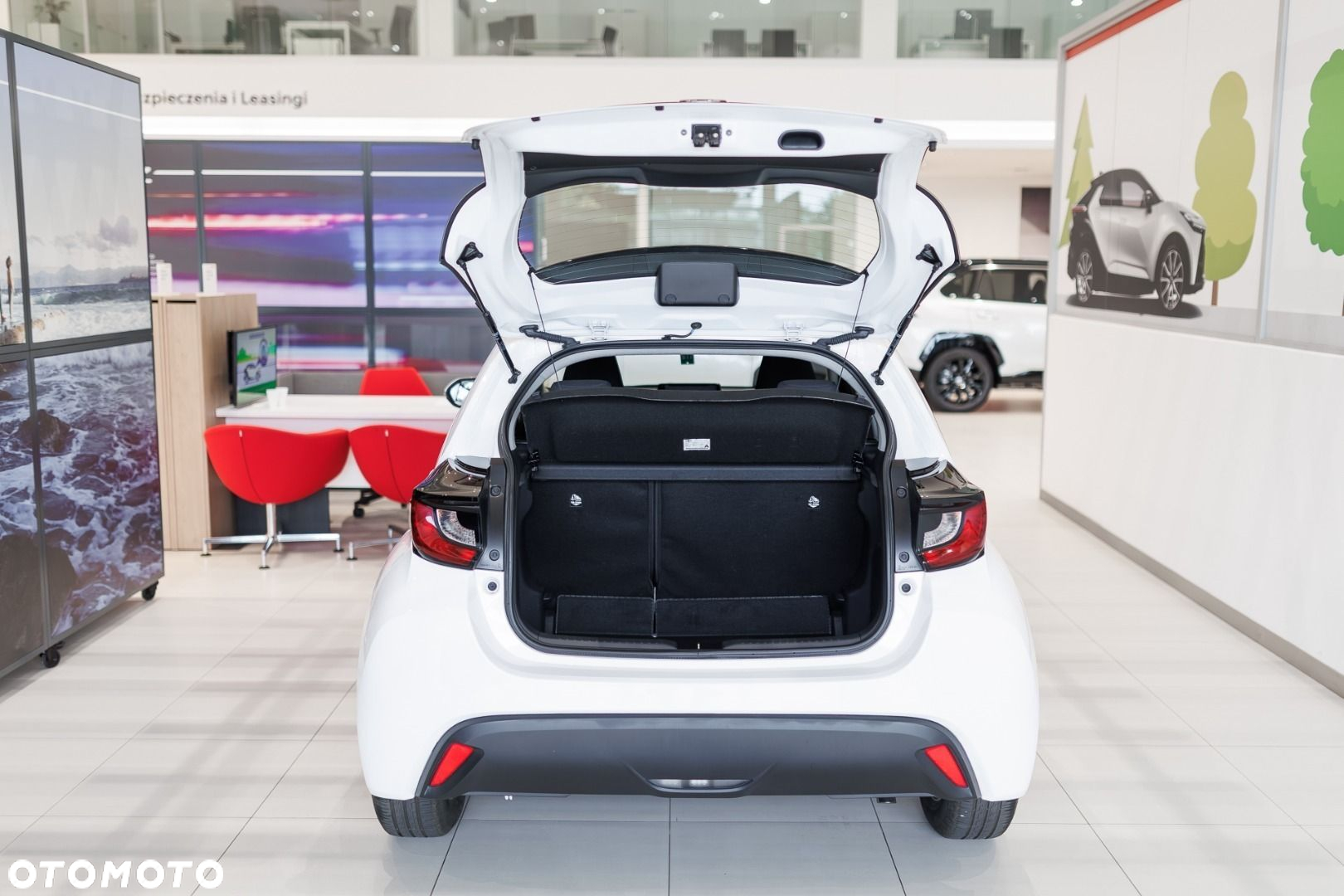 Toyota Yaris - 18