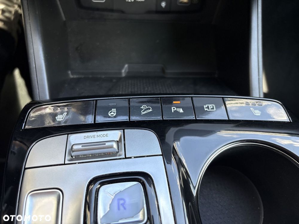 Hyundai Tucson 1.6 T-GDi HEV Executive 2WD - 23