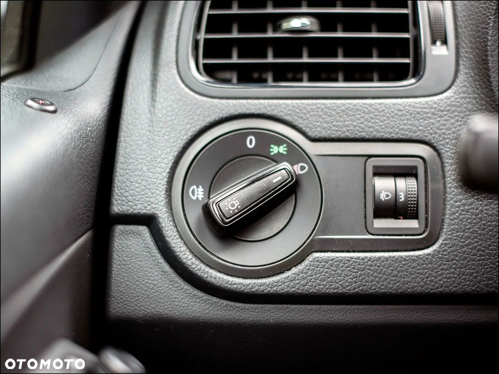 Volkswagen Polo - 29