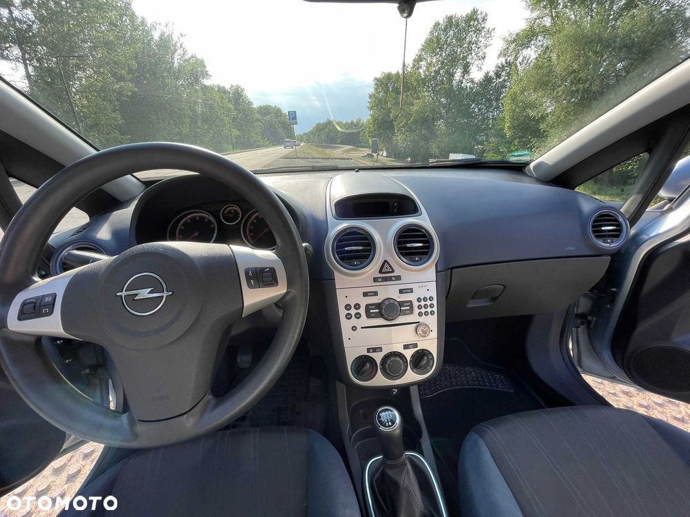 Opel Corsa - 10