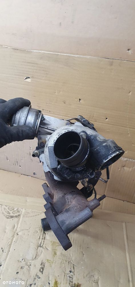 Turbina turbosprężarka VW Passat B6 2.0 TDI 03G253010A - 9
