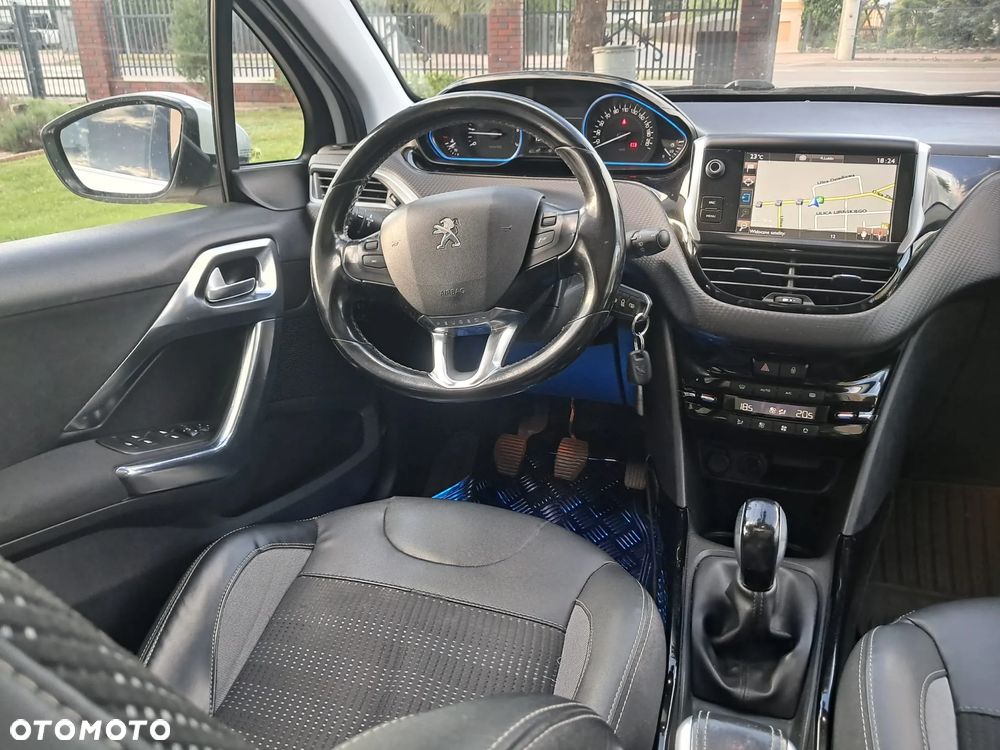 Peugeot 2008 PureTech 110 Stop&Start Allure - 9