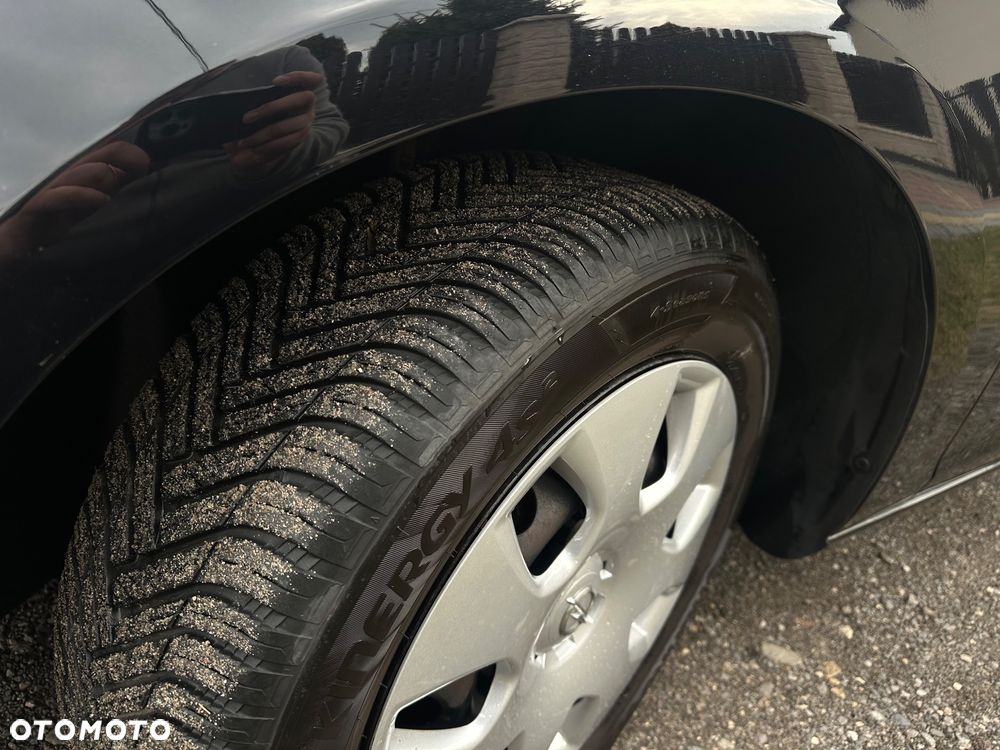 Opel Astra 1.6 Active - 11