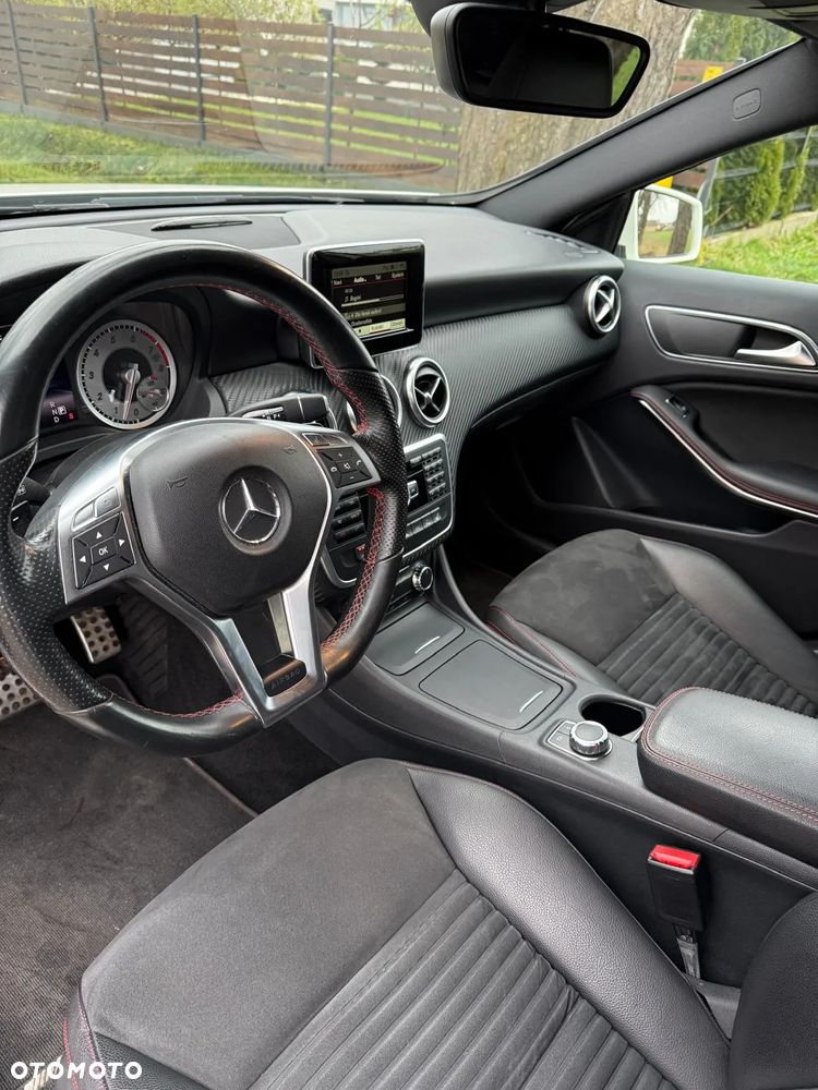 Mercedes-Benz Klasa A 250 4Matic 7G-DCT AMG Line - 18