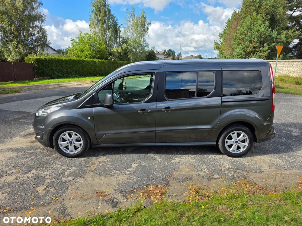 Ford Tourneo Connect Grand - 30