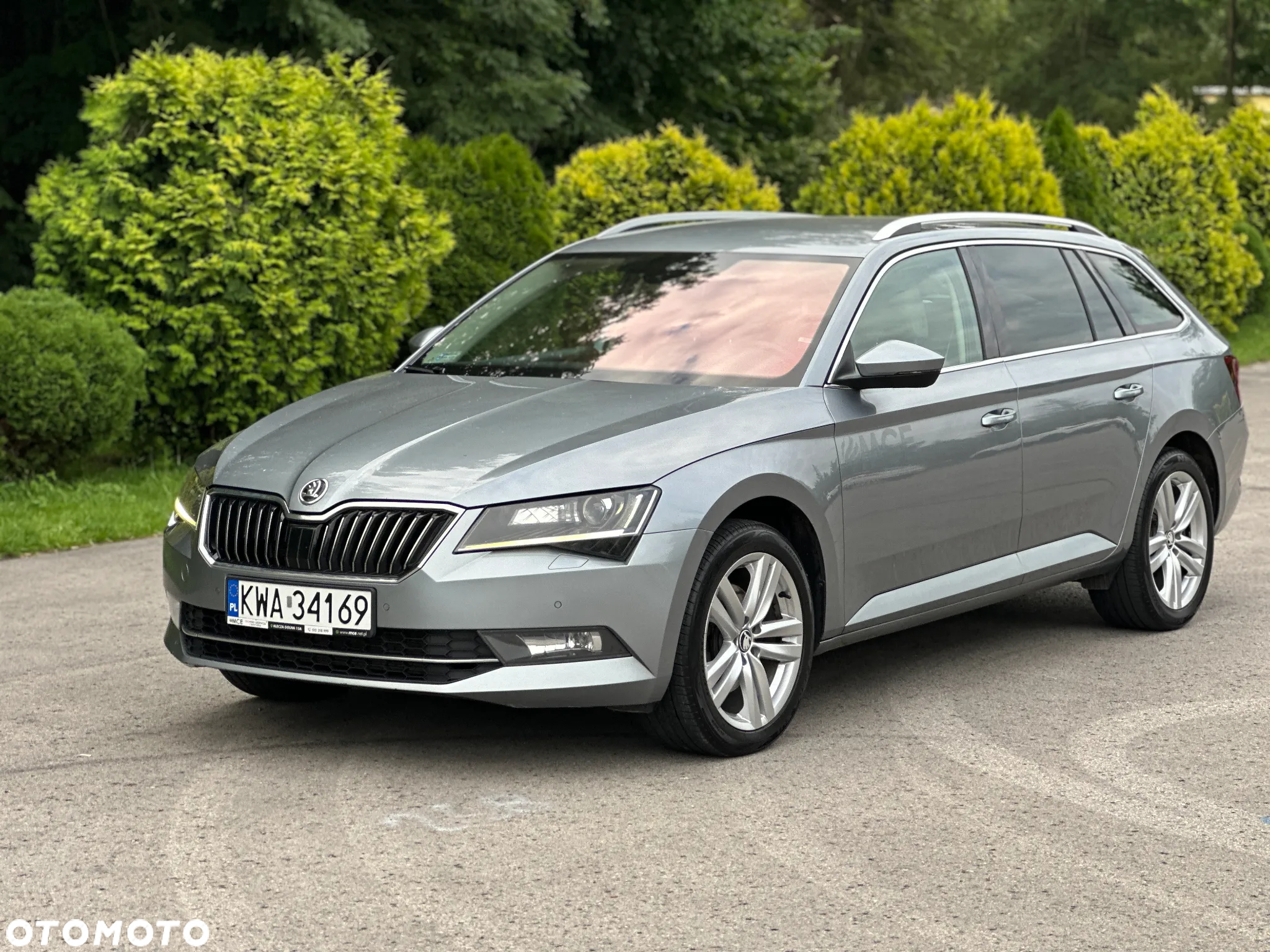 Skoda Superb 2.0 TDI Style DSG - 13