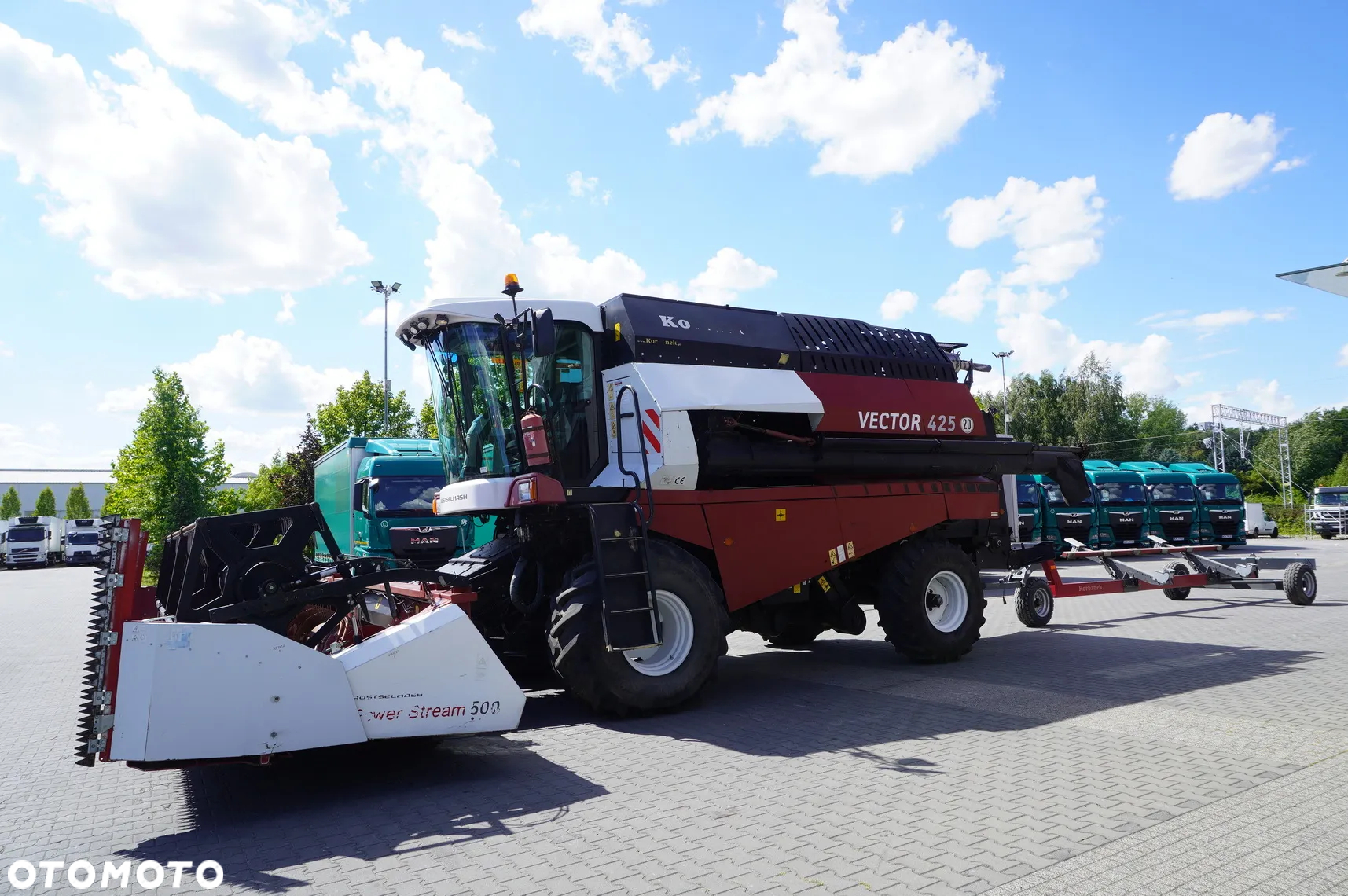 Rostselmash VECTOR 425 RSM-101 + wózek i heder - 6