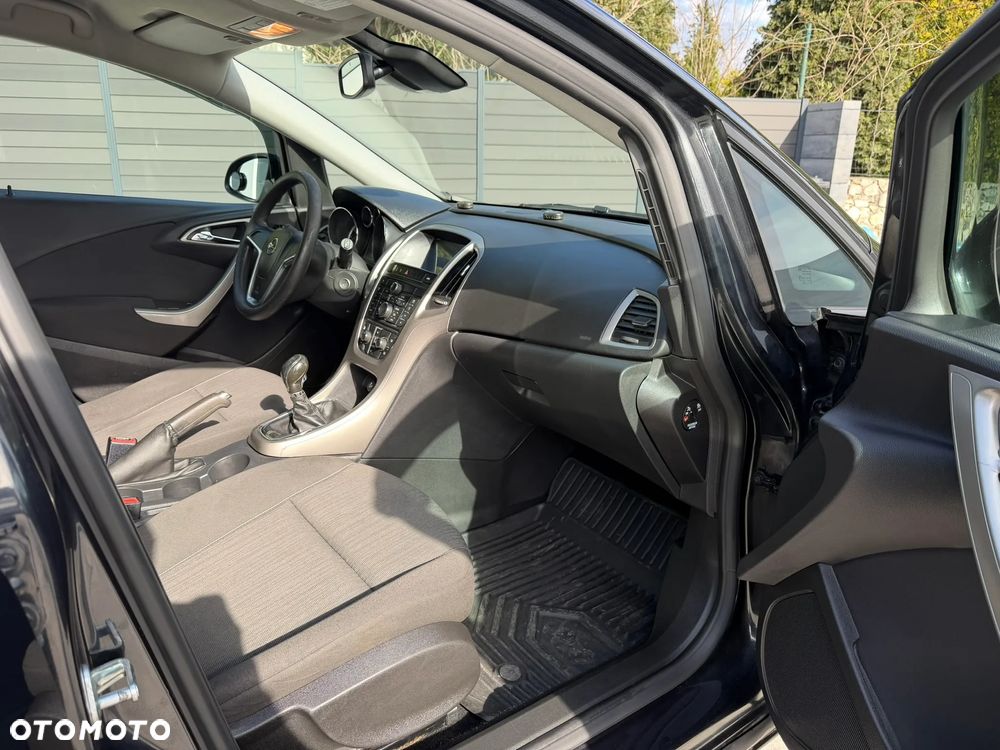 Opel Astra 1.4 T Enjoy - 15