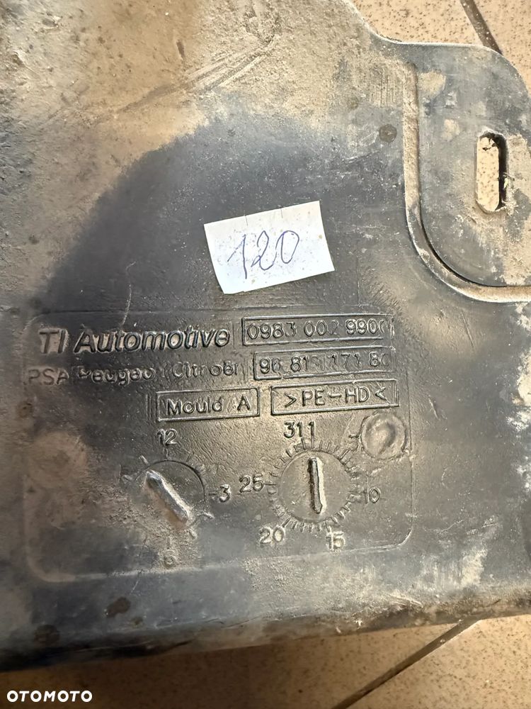 ZBIORNIK PŁYNU ADBLUE 9681917180 - 2