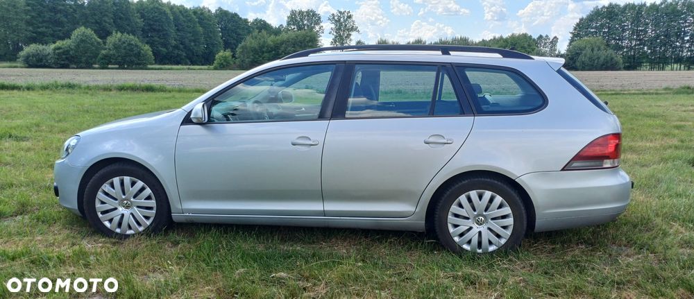 Volkswagen Golf 1.6 TDI Comfortline - 4