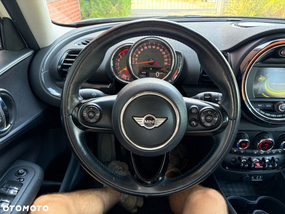 MINI Clubman - 12