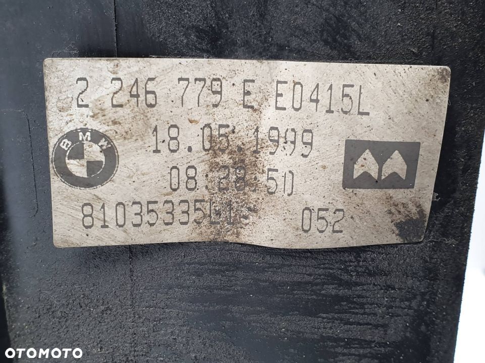 PAS PRZEDNI CHŁODNICE BMW E46 2.0 D - 3