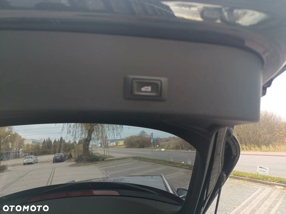 Audi A6 Avant 2.0 TDI ultra S tronic - 17