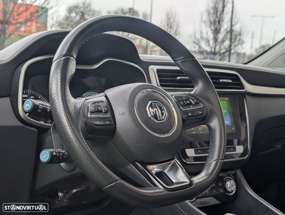 MG ZS Luxury - 8