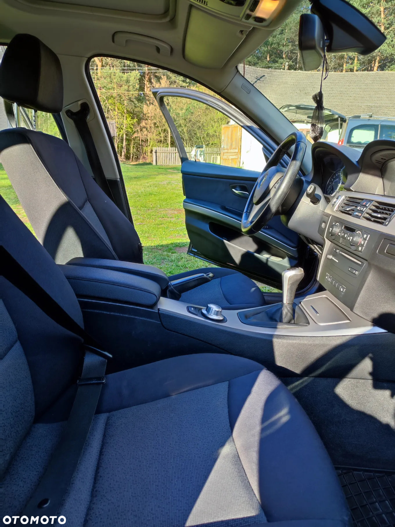 BMW Seria 3 320i - 9