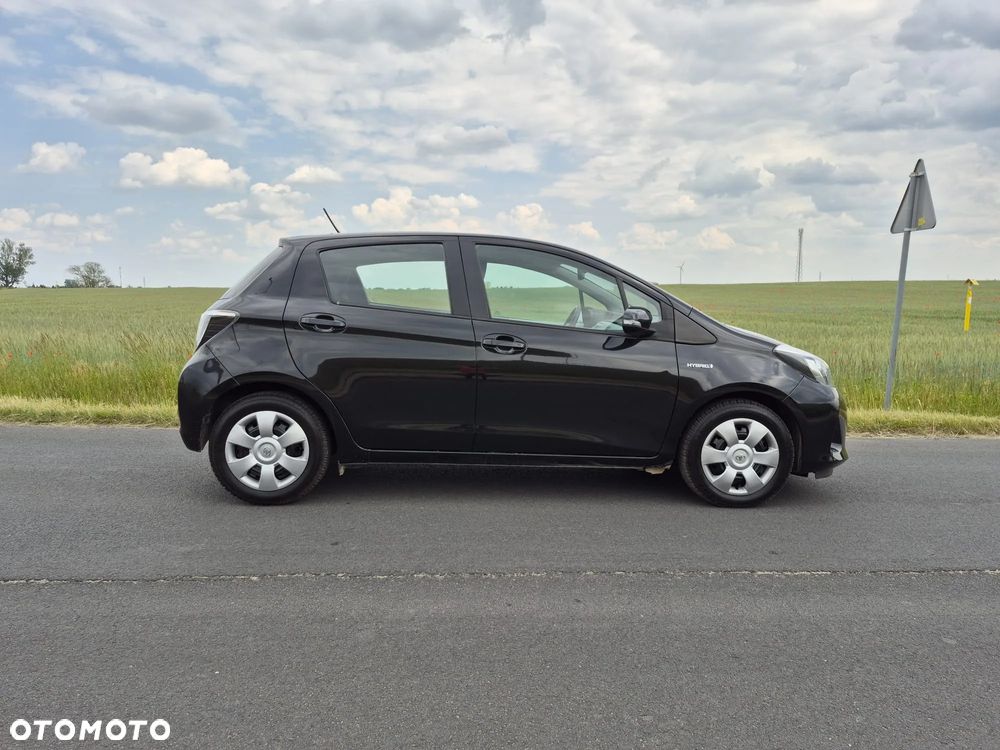 Toyota Yaris 1.5 VVT-i Comfort - 4