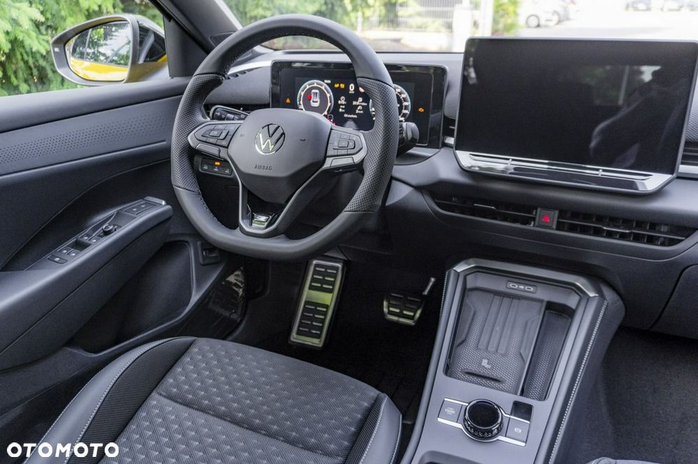 Volkswagen T-Roc - 24