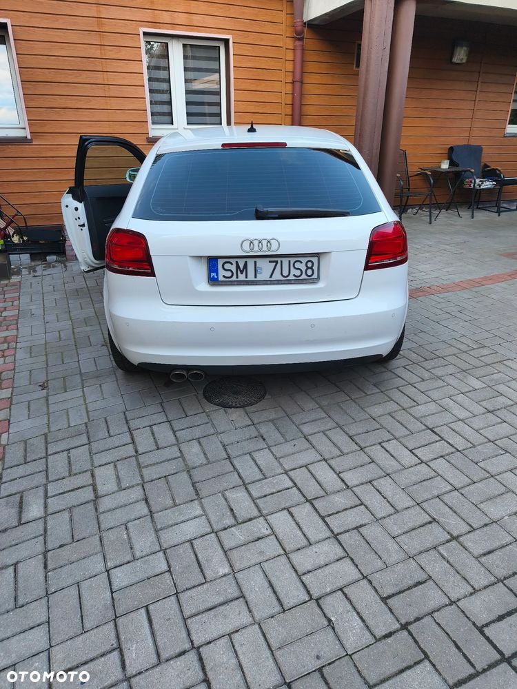 Audi A3 3-drzwiowe 2.0 TDI DPF Ambition - 4