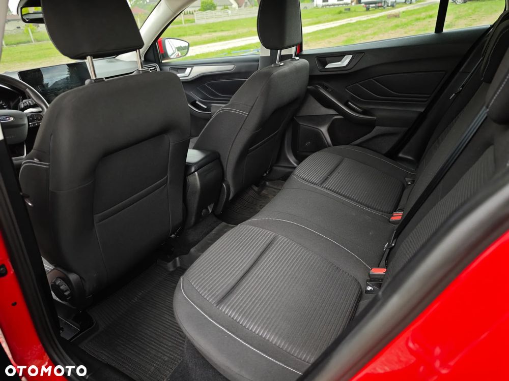 Ford Focus - 12