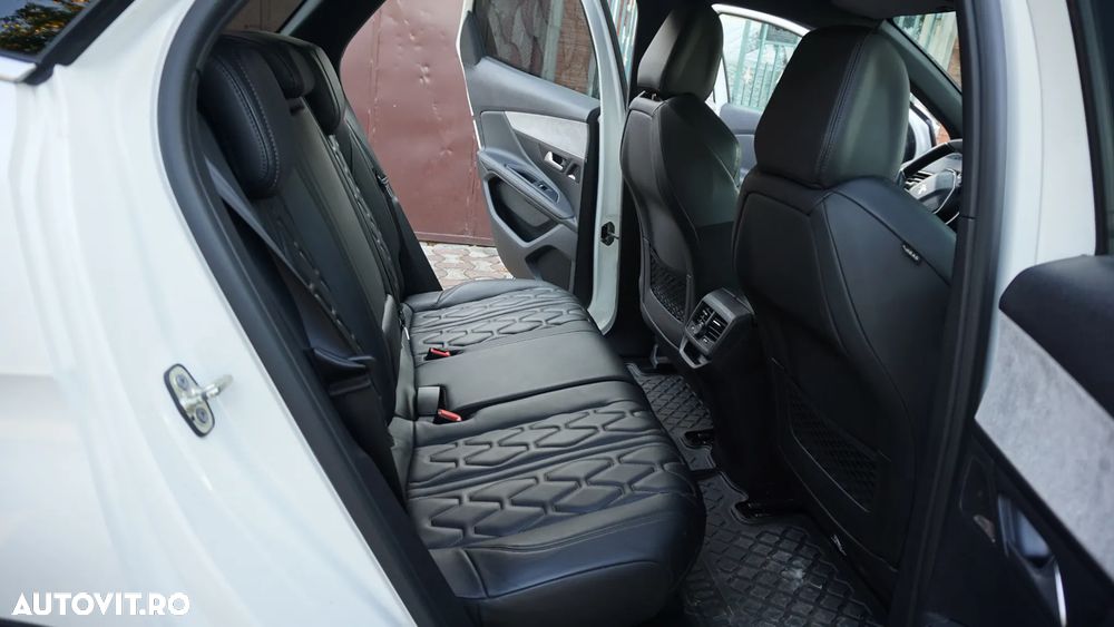 Peugeot 3008 BlueHDi 180 Stop & Start EAT8 GT - 22