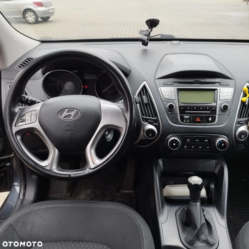 Hyundai ix35 - 11