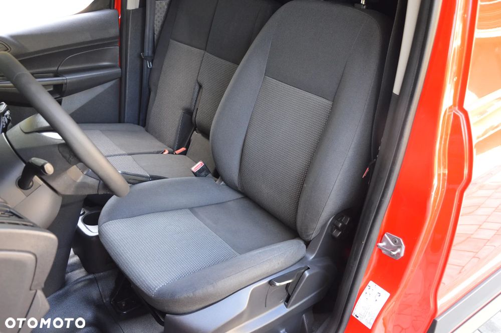 Ford Transit Connect - 31