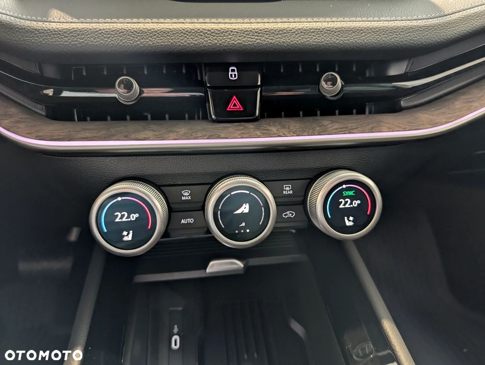 Skoda Superb 2.0 TSI L&K DSG - 13