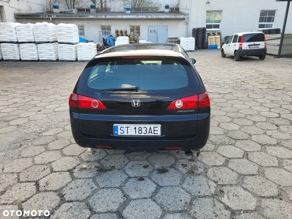 Honda Accord 2.0 Comfort - 3