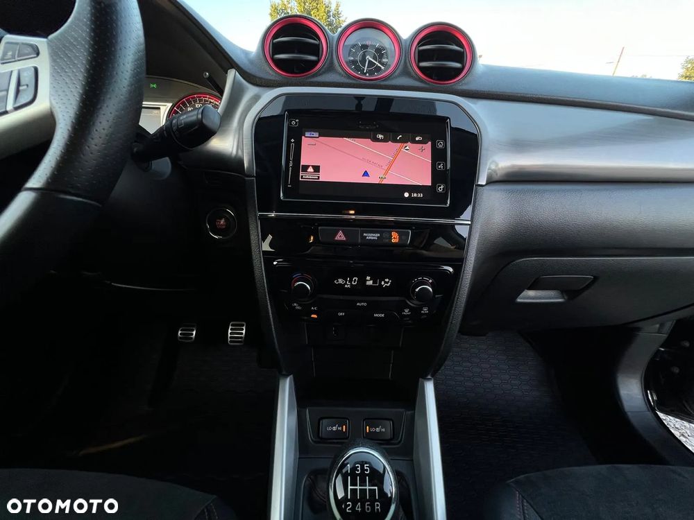 Suzuki Vitara 1.4 Boosterjet XLED 2WD - 30
