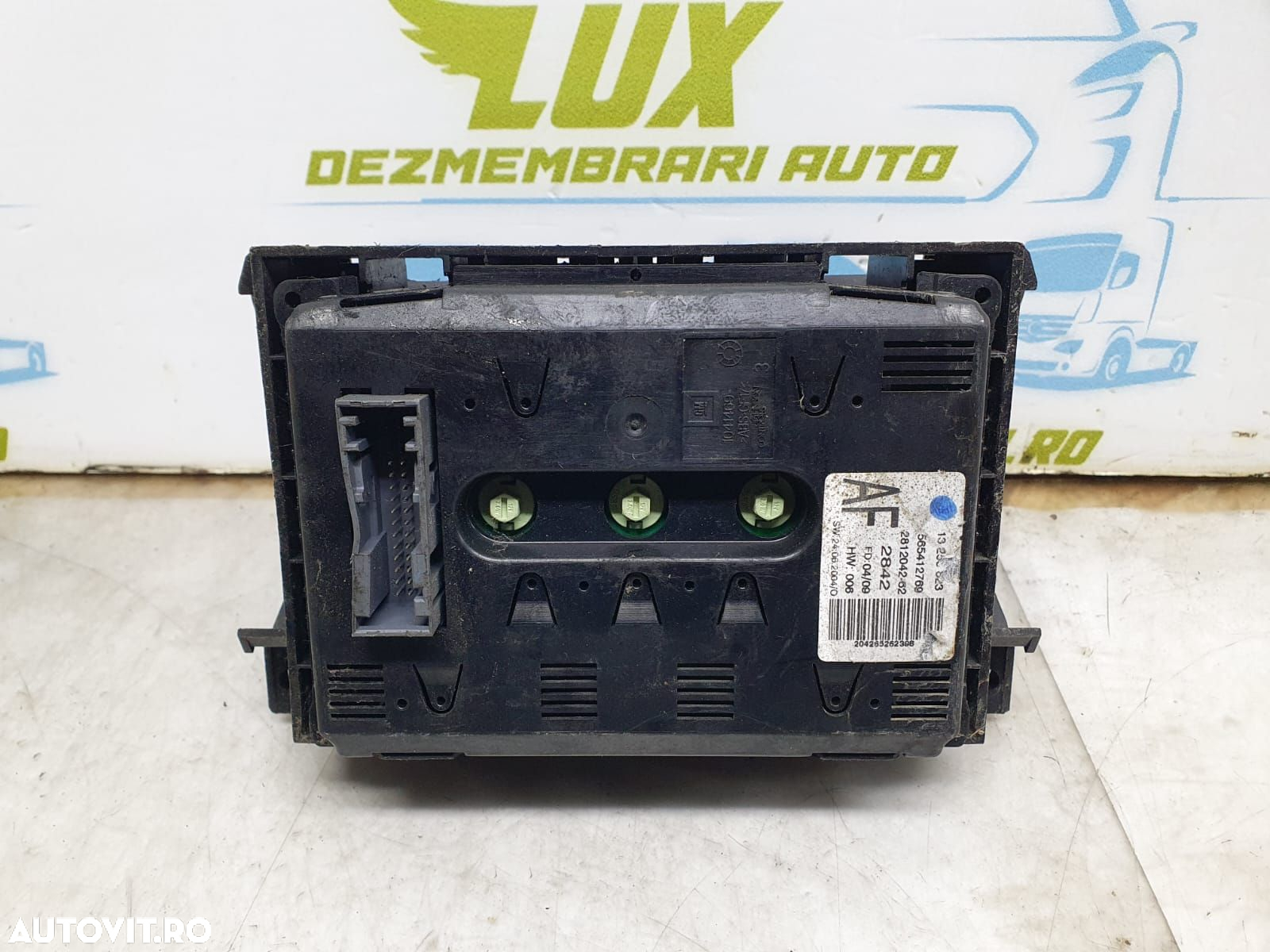 Display afisaj bord 565412769 Opel Astra H [2004 - 2007] - 2
