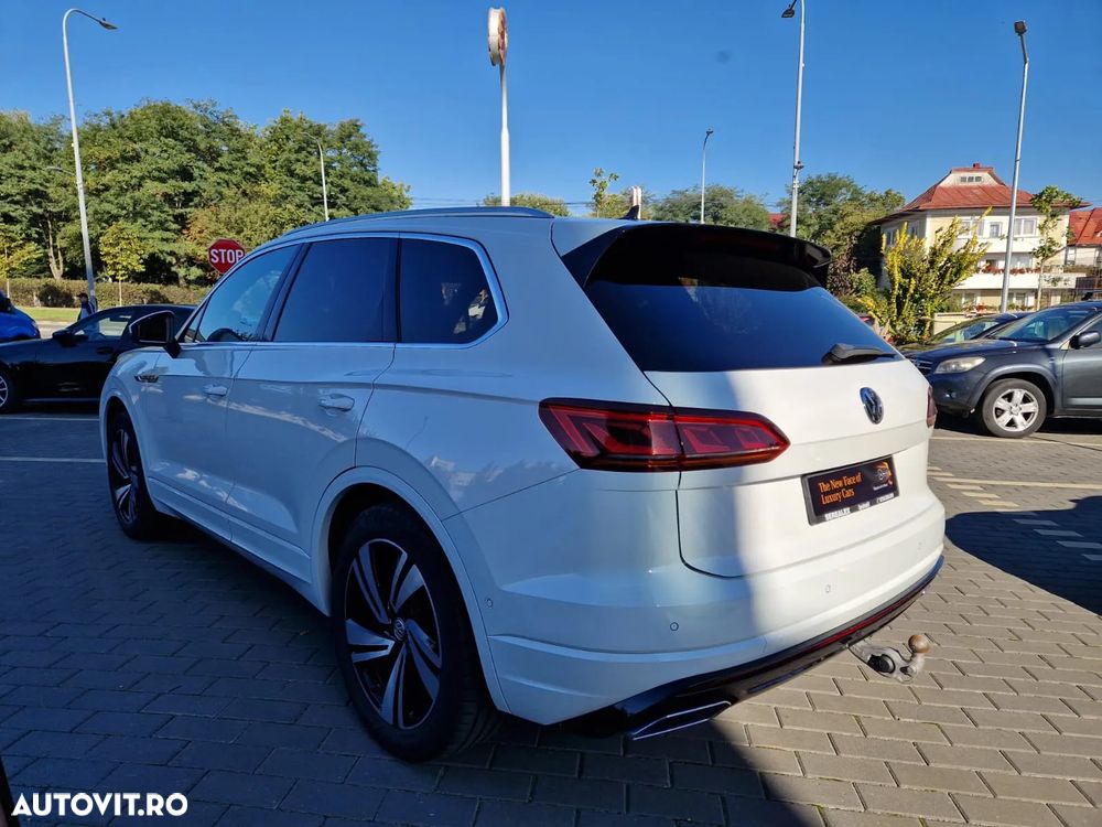 Volkswagen Touareg 3.0 V6 TDI SCR 4Motion Automatik R-Line - 9