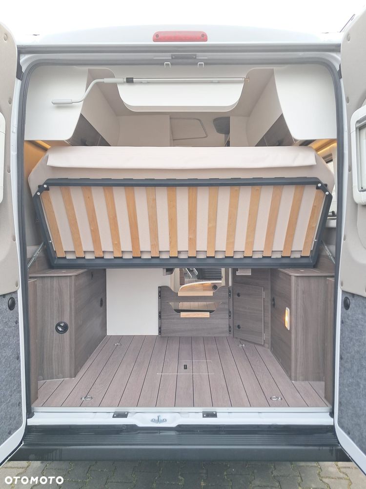 KNAUS VanTourer 600D Namiot 4 osobowy Doposażony Duża Łazienka FV23% - 33