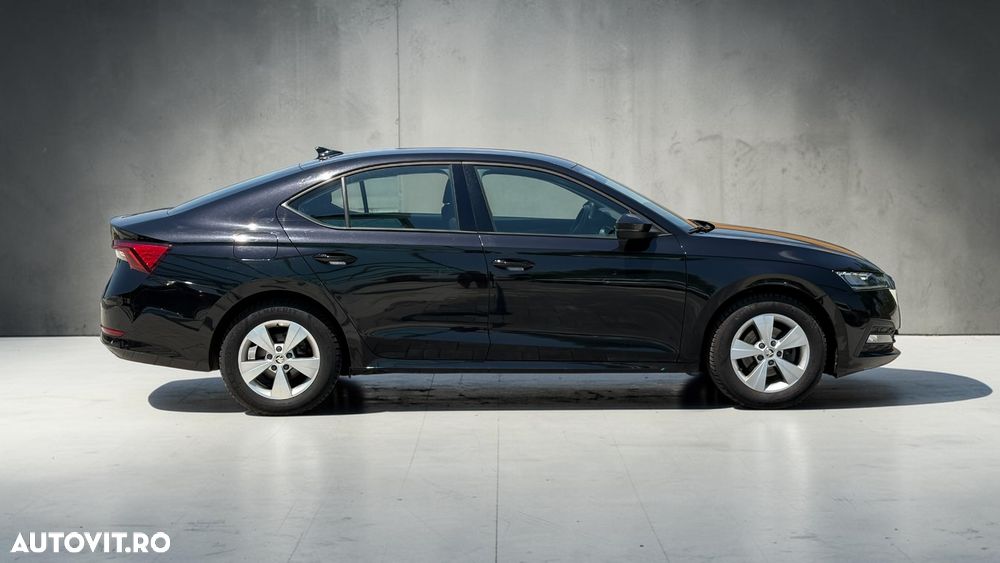 Skoda Octavia 2.0 TDI DSG Ambition - 9