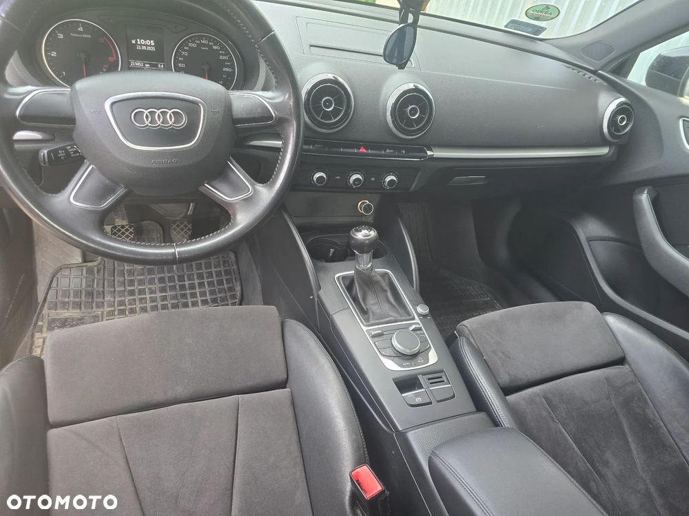 Audi A3 1.6 TDI Ambition - 11