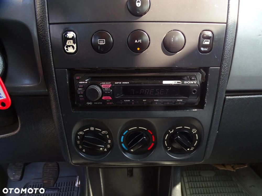 Citroën Berlingo 2.0 HDi Multispace - 13
