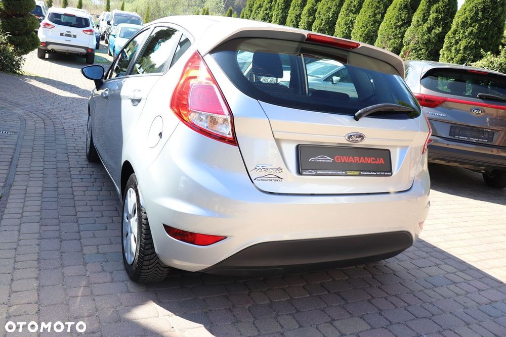 Ford Fiesta - 26