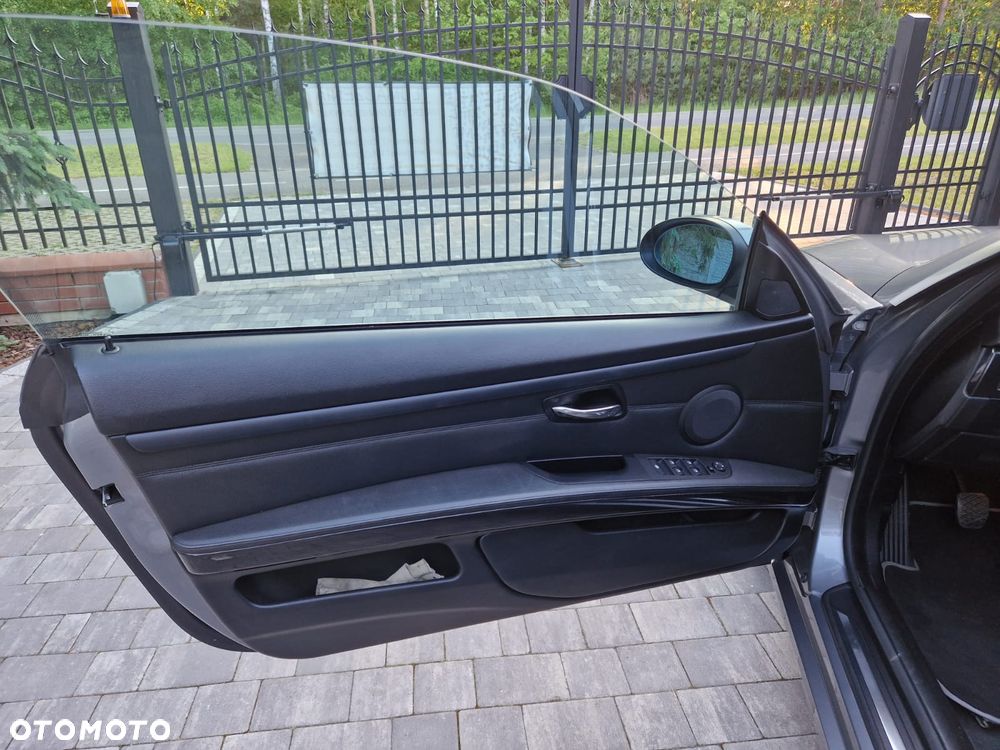 BMW Seria 3 325i - 18