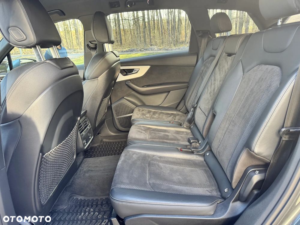 Audi Q7 45 TDI mHEV Quattro S Line Tiptr - 29