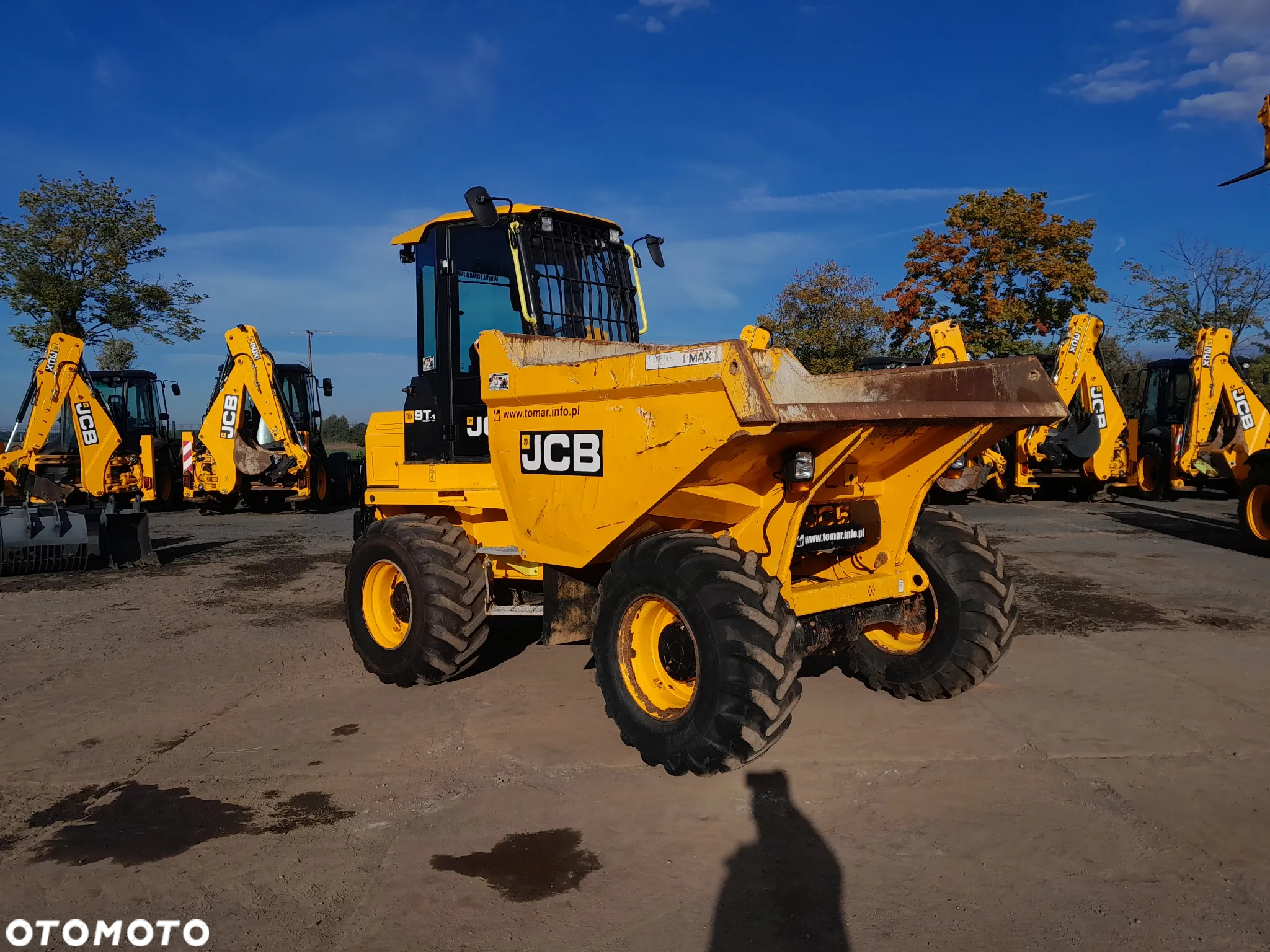 JCB 9 TON - 2
