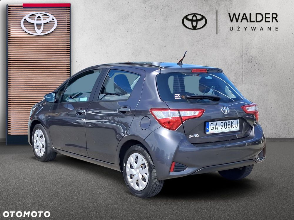 Toyota Yaris 1.5 Premium CVT - 3