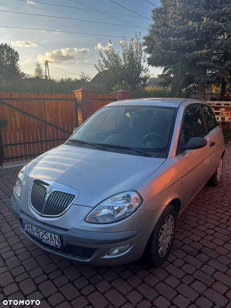 Lancia Ypsilon - 1