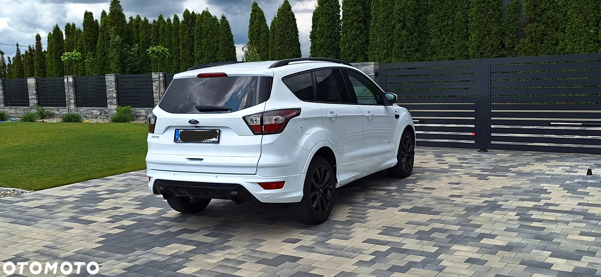 Ford Kuga 2.0 TDCi 4x4 ST-Line - 12