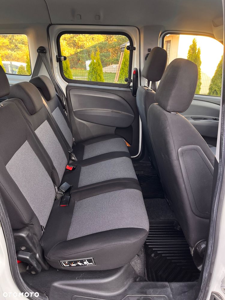 Fiat Doblo - 8