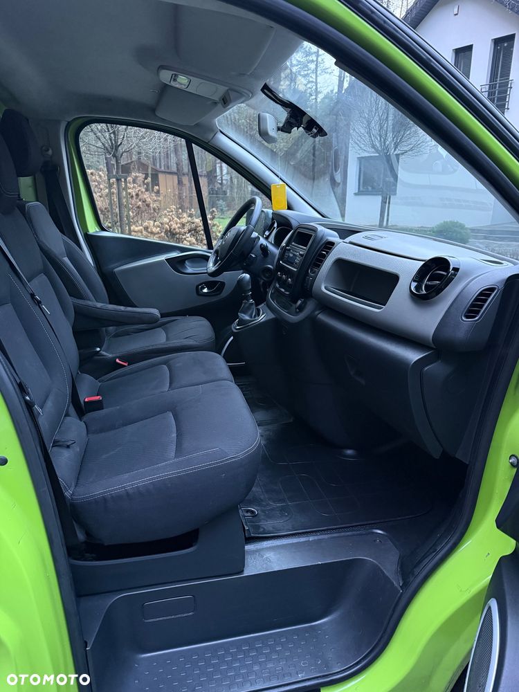 Renault Trafic - 11