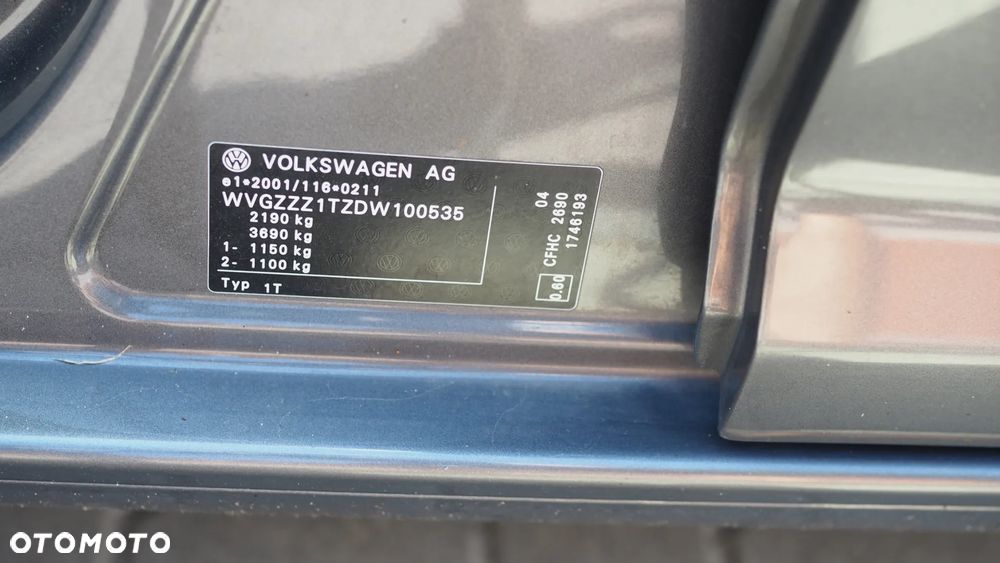 Volkswagen Touran 2.0 TDI DPF Comfortline - 22