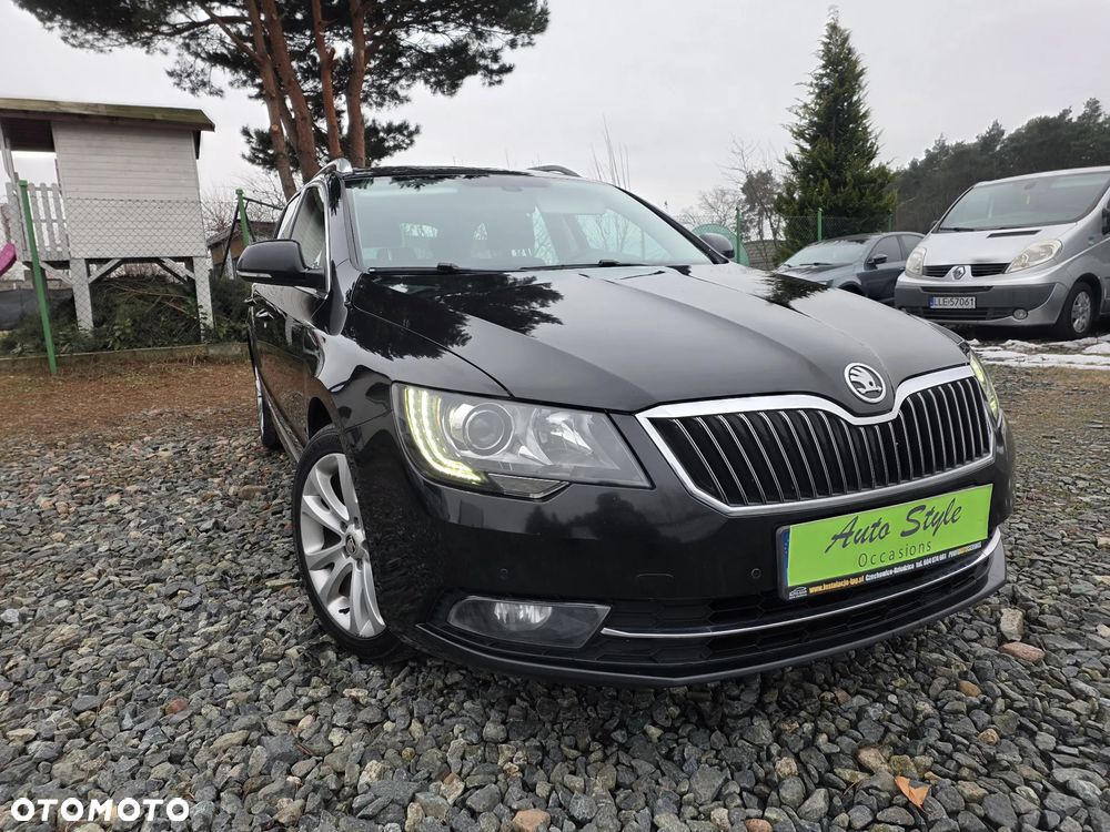 Skoda Superb 2.0 TDI Ambition Outdoor DSG - 6