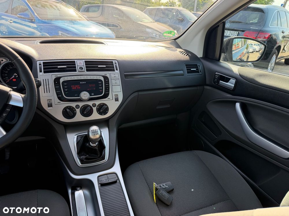 Ford Kuga 2.0 TDCi 2x4 Trend - 12