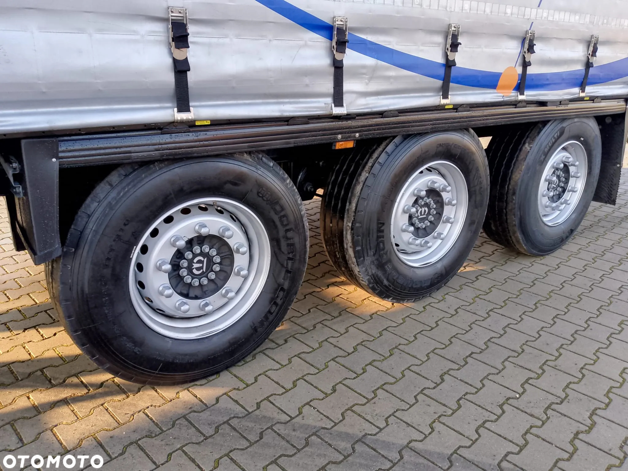 Krone Profi Liner ,XL code, oś podnoszona , STANDARD - 14