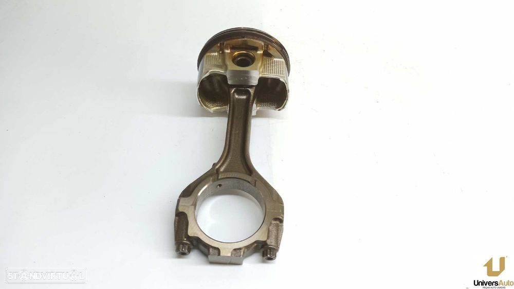 BIELA INFINITI G COUPE G37 S - 1