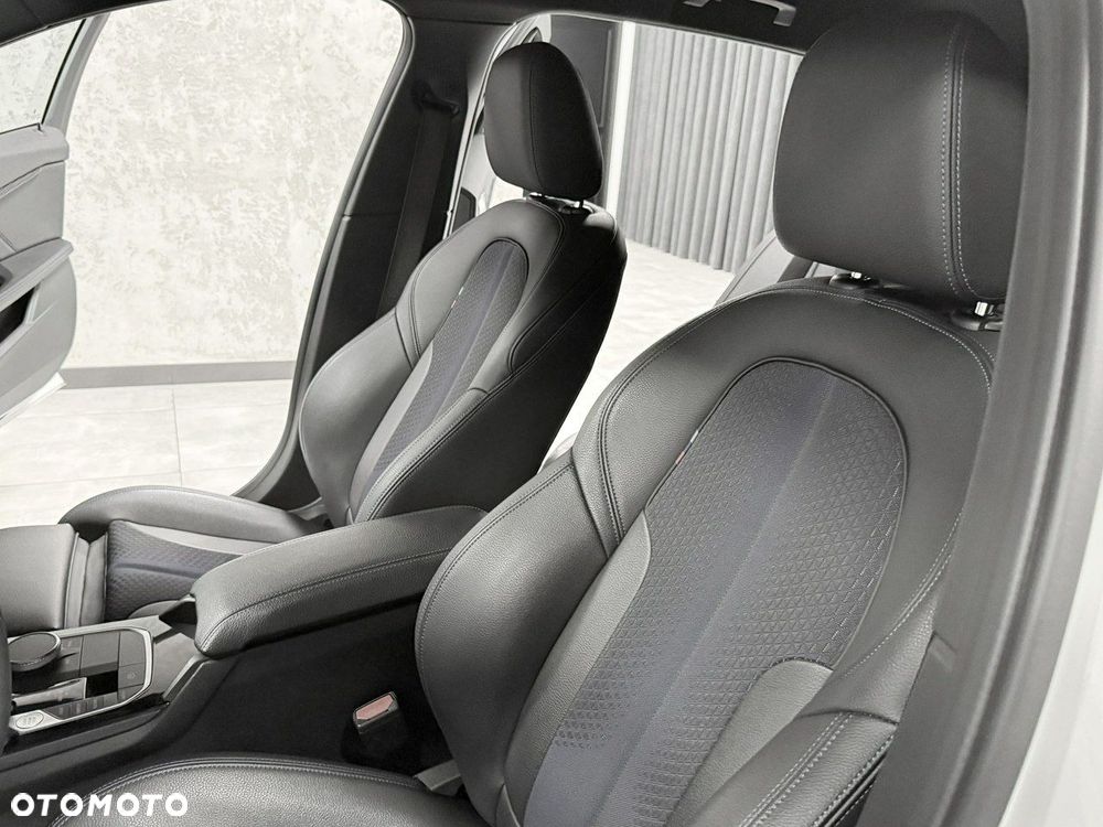 BMW Seria 1 118i M Sport - 40